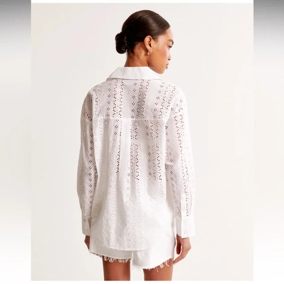 Abercrombie Eyelet Embroidered Button Up Blouse White Oversized XS - Picture 6 of 9